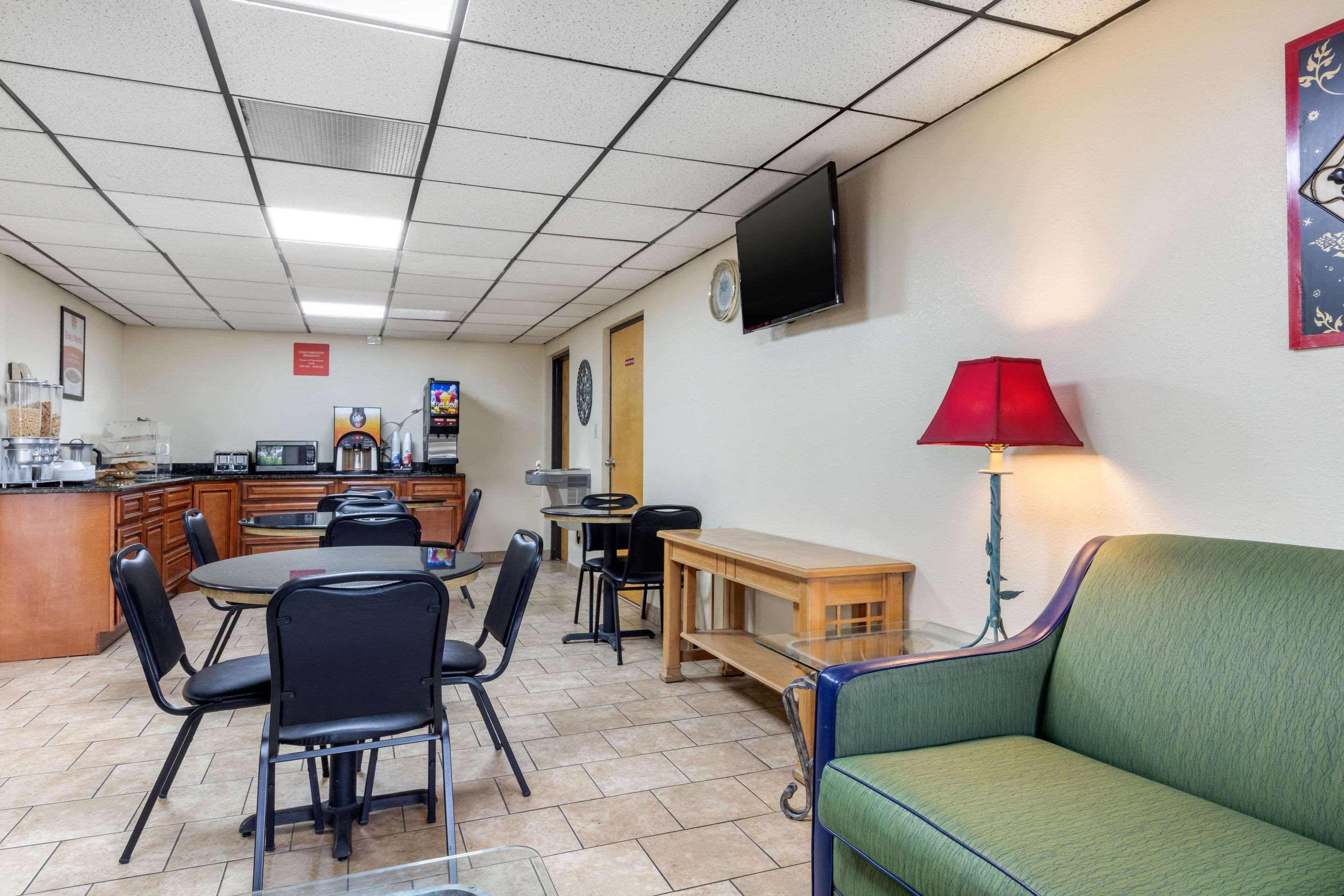 Econo Lodge Chattanooga